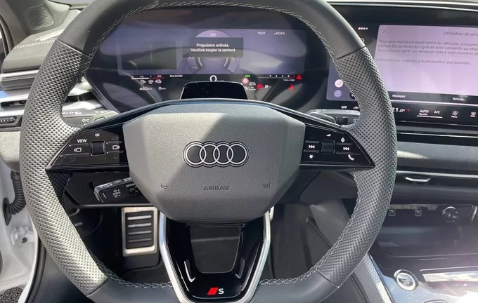 AUDI A5 Avant e-hybrid 299 ch S tronic 7 Quattro S line photo 12 5223