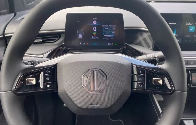 MG MG3 1.5 L Hybrid+ 195 ch Luxury photo 11 9035