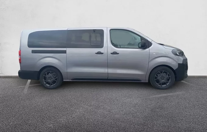 FIAT SCUDO Combi XL Diesel 180 ch Automatique extérieur côté droit 945199