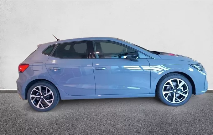 SEAT IBIZA 1.0 TSI 115 ch S/S DSG7 FR extérieur côté droit 1767