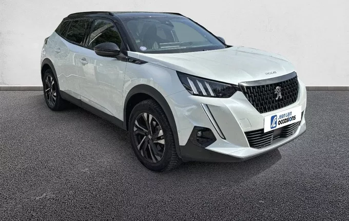 PEUGEOT 2008 PureTech 130 S&S EAT8 GT extérieur trois quart avant droit 2128916