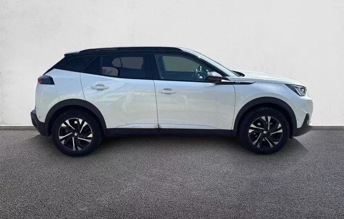 PEUGEOT 2008 PureTech 130 S&S EAT8 GT extérieur côté droit 2128916