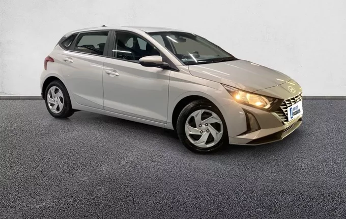 HYUNDAI I20 1.2 79 Initia extérieur trois quart avant droit 13762