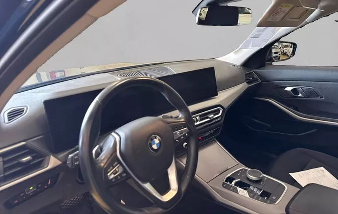 BMW SERIE 3 Touring 318d 150 ch BVA8 photo 11 213111