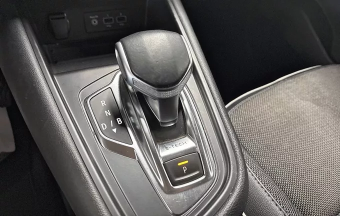 RENAULT CAPTUR E-Tech Plug-in 160 Intens photo 13 213187