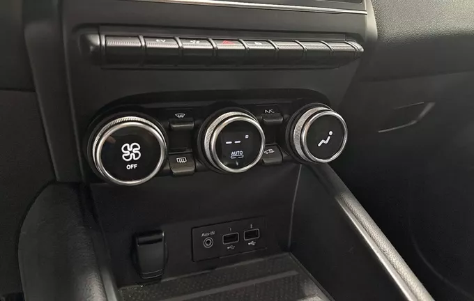RENAULT CAPTUR E-Tech Plug-in 160 Intens photo 14 213187