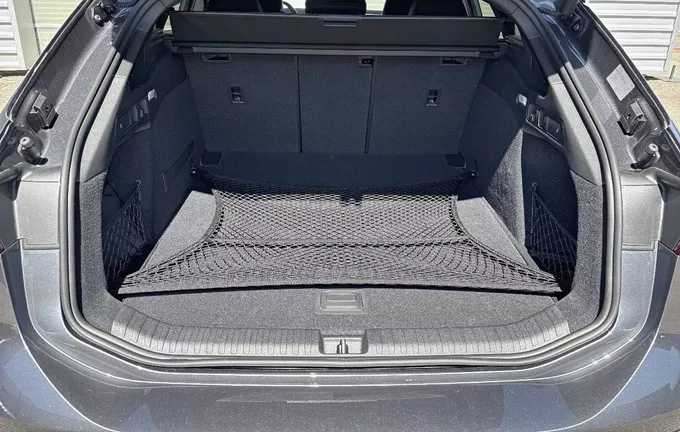AUDI A6 E-TRON Avant Performance S line photo 10 0106