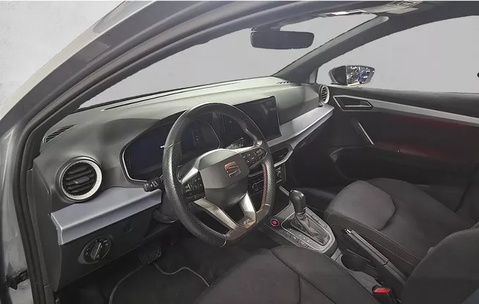 SEAT IBIZA 1.0 TSI 115 ch S/S DSG7 FR photo 13 2130064