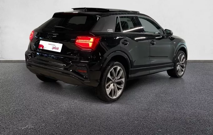 AUDI Q2 35 TDI 150 S tronic 7 Black Edition extérieur trois quart arrière droit 2125740