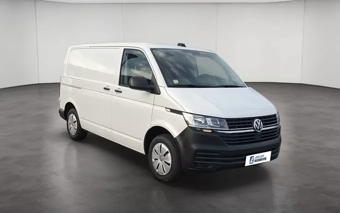 VOLKSWAGEN UTILITAIRES TRANSPORTER 6.1 VAN L1H1 2.0 TDI 150 BVM6 BUSINESS extérieur trois quart avant droit 106335
