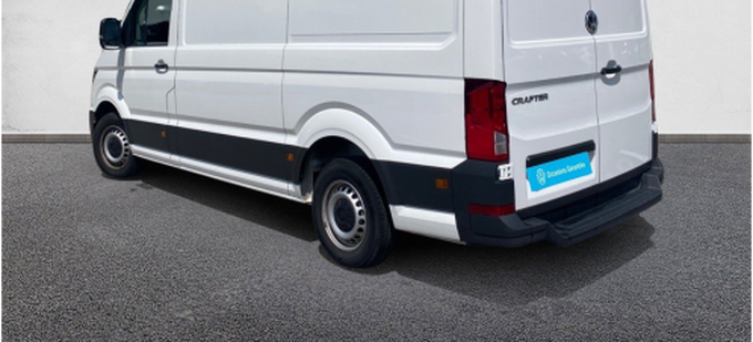 VOLKSWAGEN UTILITAIRES CRAFTER VAN 35 L3H3 2.0 TDI 140 CH BVA BUSINESS photo 10 