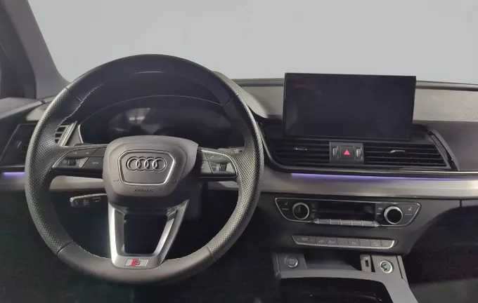 AUDI Q5 55 TFSIe 367 S tronic 7 Quattro S line photo 18 2126905