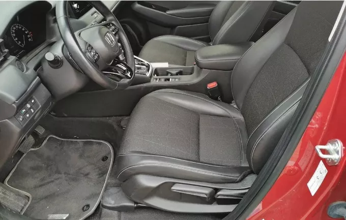 HONDA HR-V e:HEV 1.5 i-MMD Advance extérieur trois quart arrière droit 14003