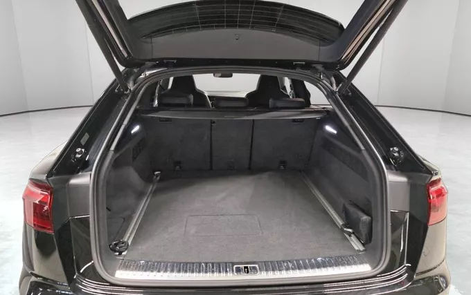 AUDI Q8 60 TFSI e 490 Tiptronic 8 quattro Competition photo 10 2120904