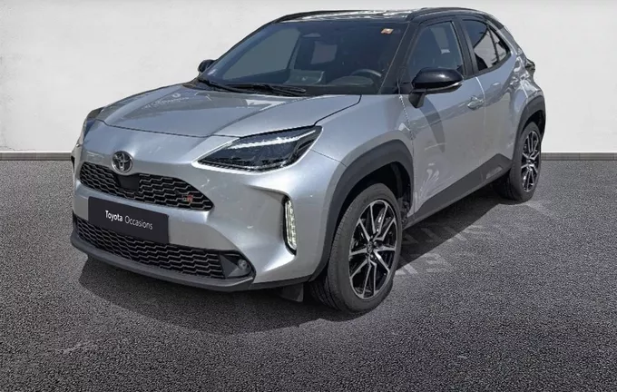 TOYOTA YARIS CROSS Hybride 130h 2WD GR SPORT extérieur trois quart avant gauche 1103754