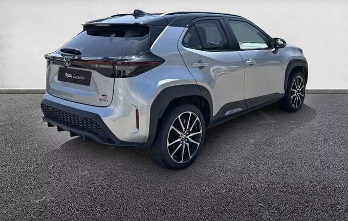 TOYOTA YARIS CROSS Hybride 130h 2WD GR SPORT extérieur trois quart arrière droit 1103754