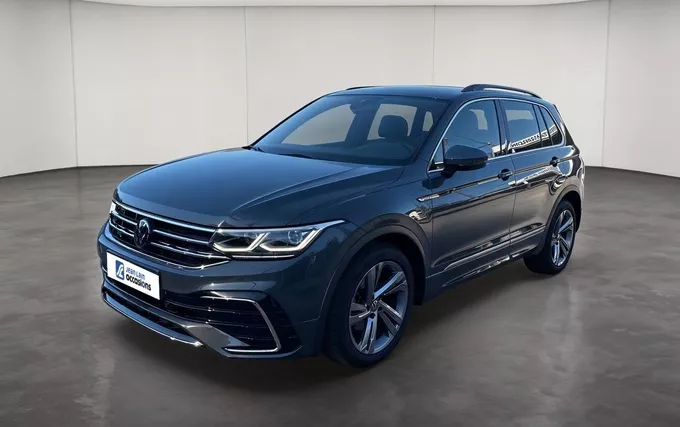 VOLKSWAGEN TIGUAN 1.5 TSI 150ch DSG7 R-Line extérieur trois quart avant gauche 2131808