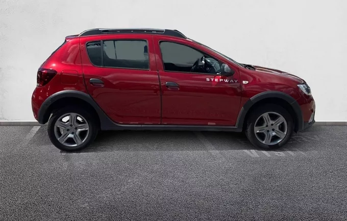 DACIA SANDERO TCe 90 Easy-R Stepway extérieur côté droit 2128024