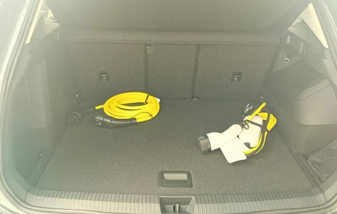 VOLKSWAGEN TIGUAN 1.5 eHybrid 204ch DSG6 Life Plus photo 10 0136