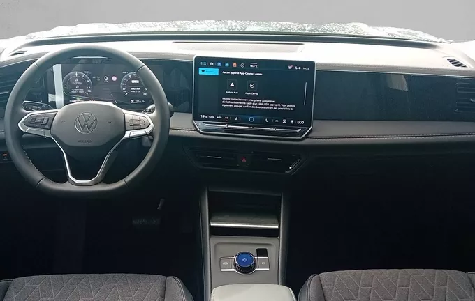 VOLKSWAGEN TIGUAN 1.5 eHybrid 204ch DSG6 Life Plus photo 18 0136