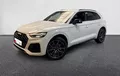 Miniature AUDI Q5 50 TFSIe 299 S tronic 7 Quattro Black Edition extérieur trois quart avant gauche 2128245