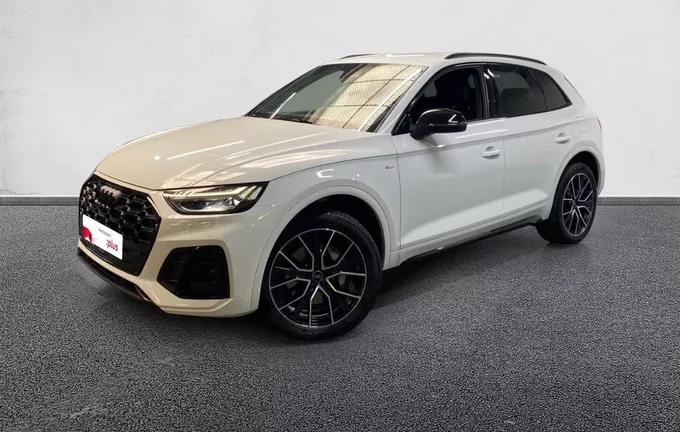 AUDI Q5 50 TFSIe 299 S tronic 7 Quattro Black Edition extérieur trois quart avant gauche 2128245