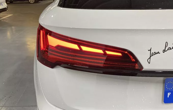 AUDI Q5 50 TFSIe 299 S tronic 7 Quattro Black Edition photo 20 2128245