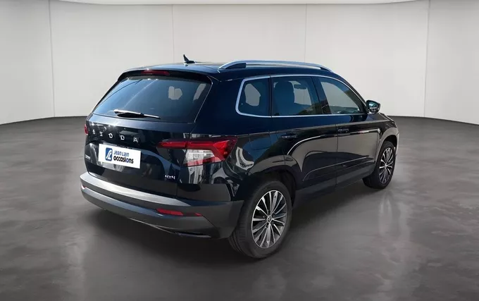 SKODA KAROQ 2.0 TDI 150 ch SCR DSG74x4 Style extérieur trois quart arrière droit 2132793