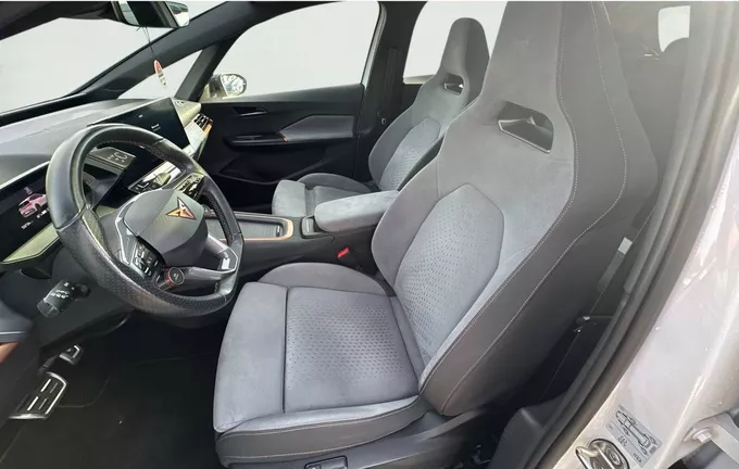 CUPRA BORN 230 ch - Batterie L VZ extérieur trois quart arrière droit 2131204