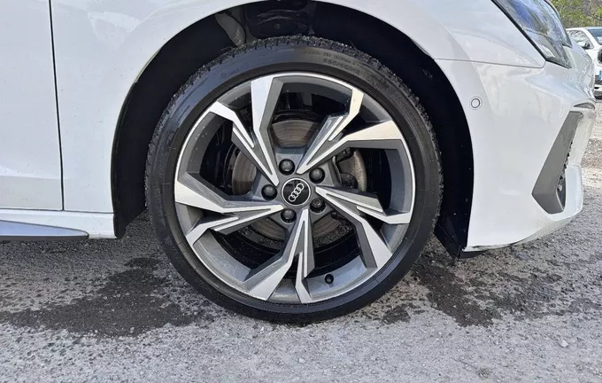 AUDI A3 Sportback 30 TDI 116 S tronic 7 S Line photo 9 560420