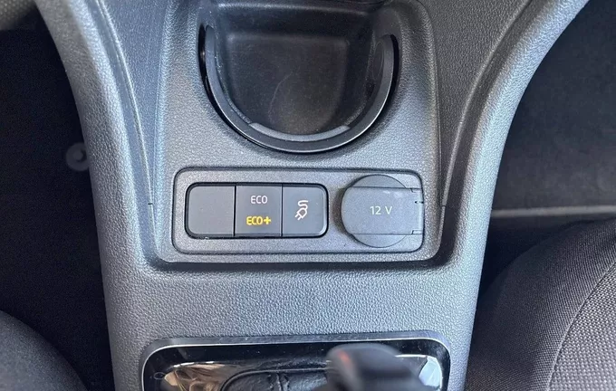 VOLKSWAGEN E-UP! 2.0 e-up! 83 Electrique Life Plus photo 19 2129223