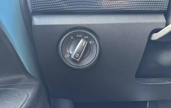 VOLKSWAGEN E-UP! 2.0 e-up! 83 Electrique Life Plus photo 21 2129223