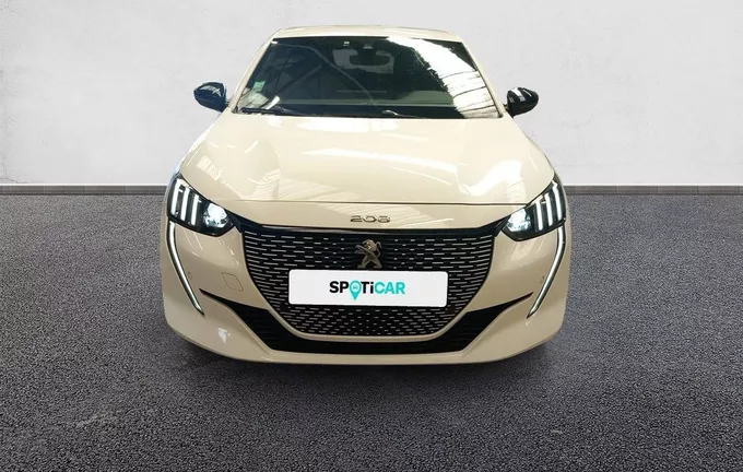 PEUGEOT 208 Electrique 50 kWh 136ch GT extérieur avant 945834