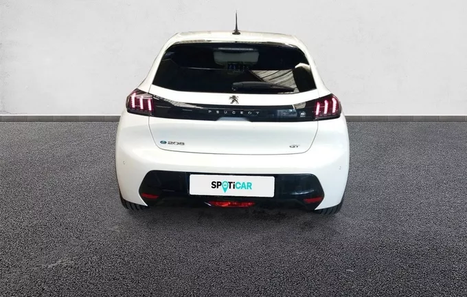 PEUGEOT 208 Electrique 50 kWh 136ch GT extérieur trois quart arrière droit 945834