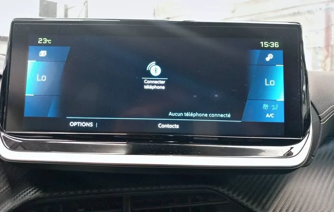 PEUGEOT 208 Electrique 50 kWh 136ch GT photo 18 945834