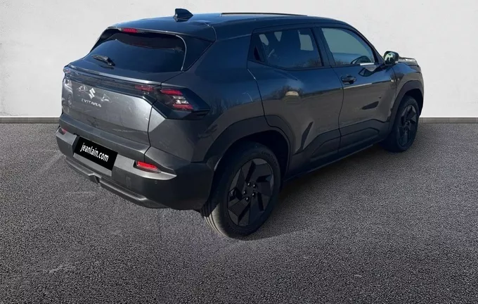 SUZUKI VITARA ELECTRIQUE e Vitara 61 kWh AllGrip Privilège extérieur trois quart arrière droit 766694