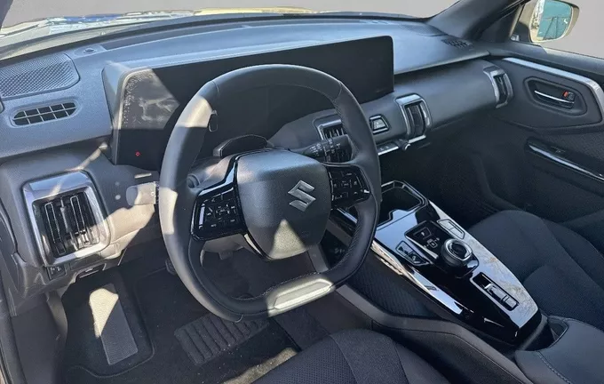 SUZUKI VITARA ELECTRIQUE e Vitara 61 kWh AllGrip Privilège photo 11 766694