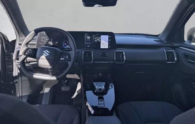 SUZUKI VITARA ELECTRIQUE e Vitara 61 kWh AllGrip Privilège photo 18 766694