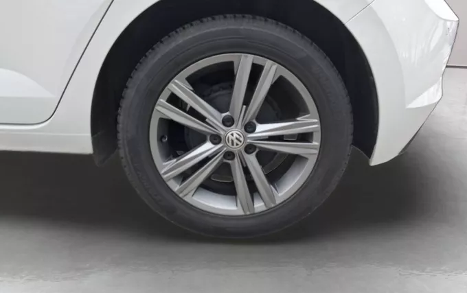 VOLKSWAGEN POLO 1.0 TSI 95 S&S DSG7 Carat photo 9 2133225