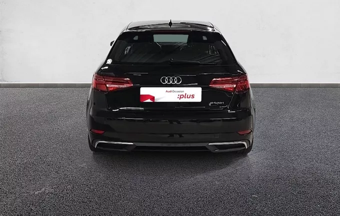 AUDI A3 Sportback 40 e-tron 204 S tronic 6 Design Luxe extérieur arrière 2128831