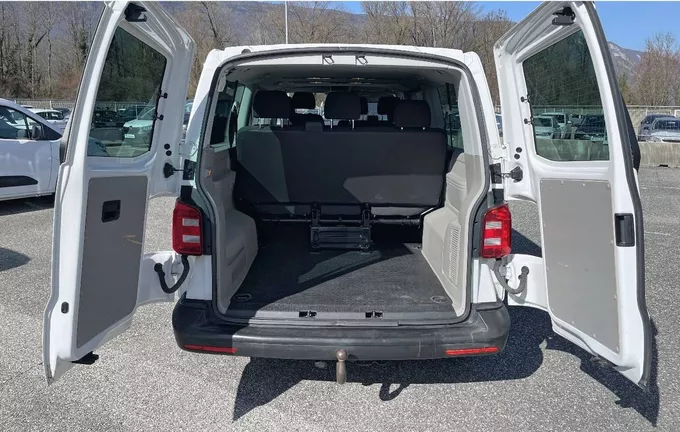 VOLKSWAGEN UTILITAIRES CARAVELLE 2.0 TDI 150 BMT Longue BVM6 4Motion Lounge photo 14 106156