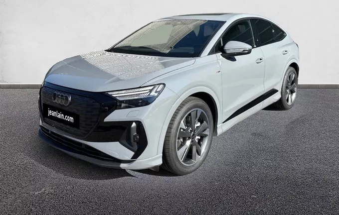 AUDI Q4 E-TRON Sportback 45 285 ch 82 kWh extérieur trois quart avant gauche 9256