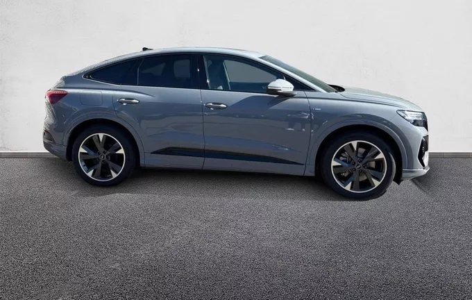 AUDI Q4 E-TRON Sportback 45 285 ch 82 kWh extérieur côté droit 9256