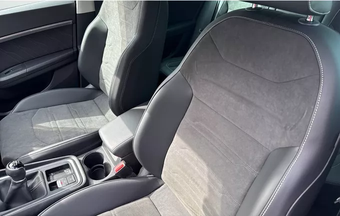SEAT ATECA 1.0 TSI 110 ch Start/Stop Urban Advanced extérieur trois quart arrière droit 2129847