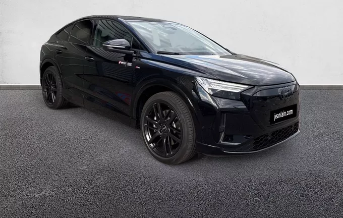 AUDI Q4 E-TRON Q4 Sportback e-tron Performance extérieur trois quart avant droit 9600