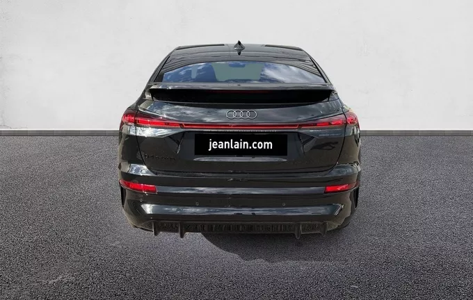 AUDI Q4 E-TRON Q4 Sportback e-tron Performance extérieur arrière 9600