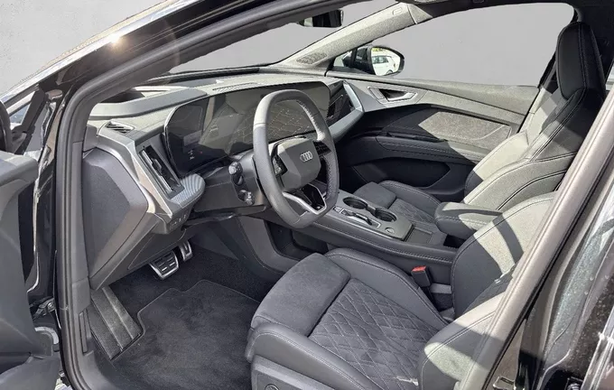 AUDI Q4 E-TRON Q4 Sportback e-tron Performance photo 11 9600