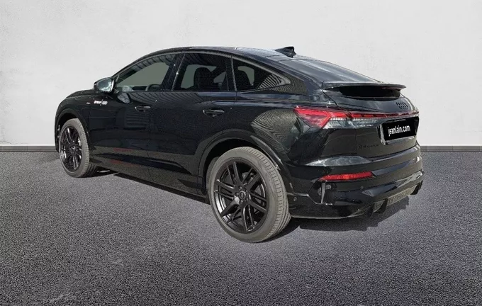 AUDI Q4 E-TRON Q4 Sportback e-tron Performance extérieur trois quart arrière gauche 9600