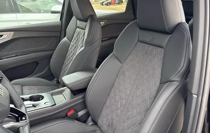 AUDI Q4 E-TRON Q4 Sportback e-tron Performance photo 19 9600