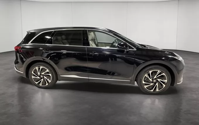 MG MGS6 EV 4WD Dual Motor Luxury extérieur côté droit 9882